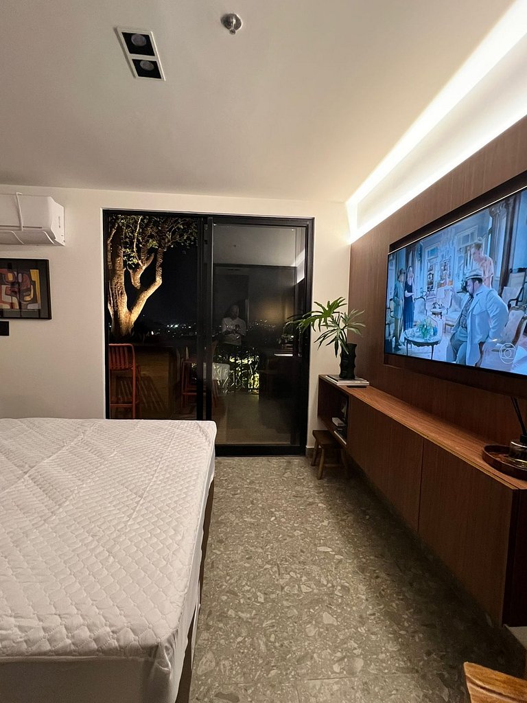 Flat de Luxo com Área Arborizada