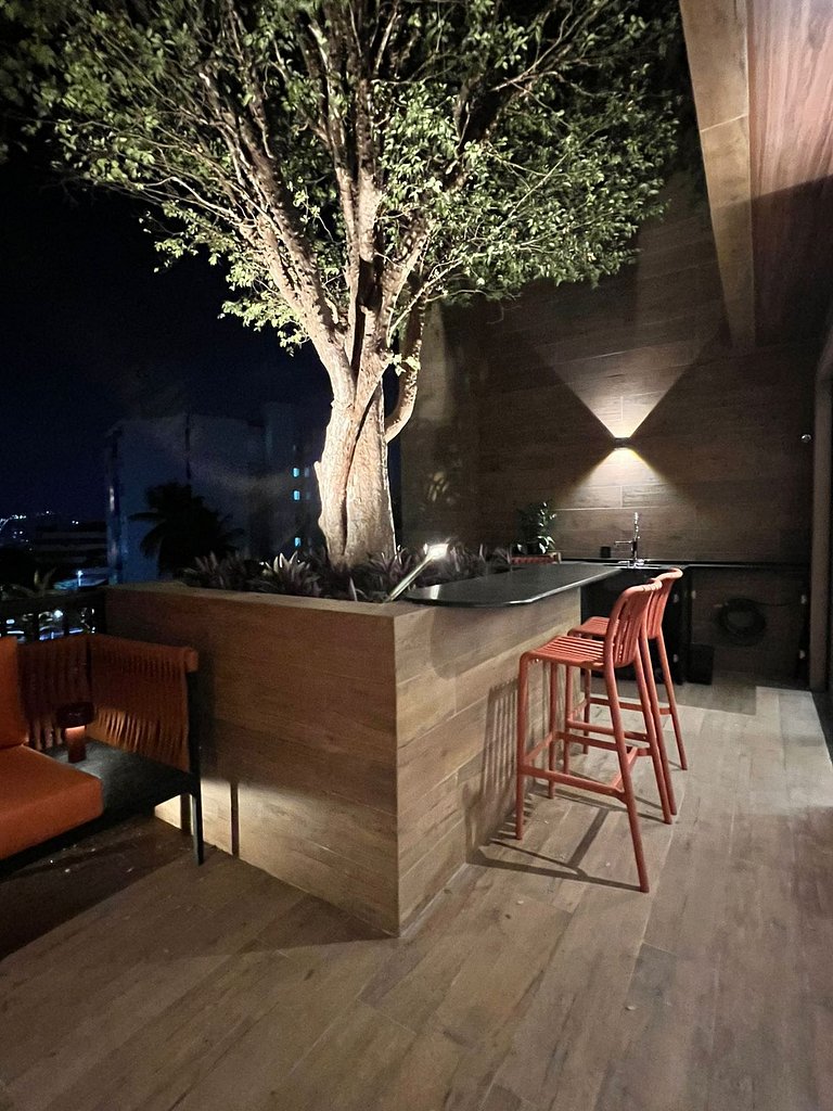 Flat de Luxo com Área Arborizada