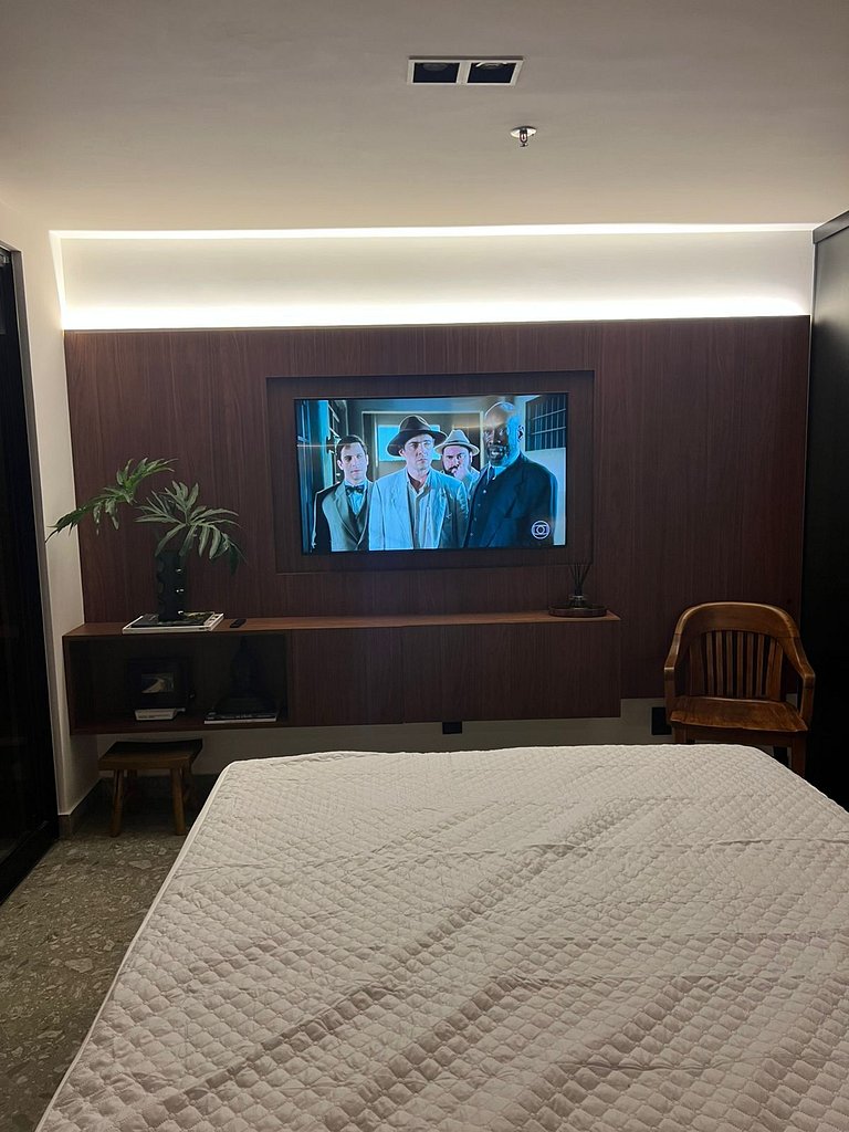 Flat de Luxo com Área Arborizada