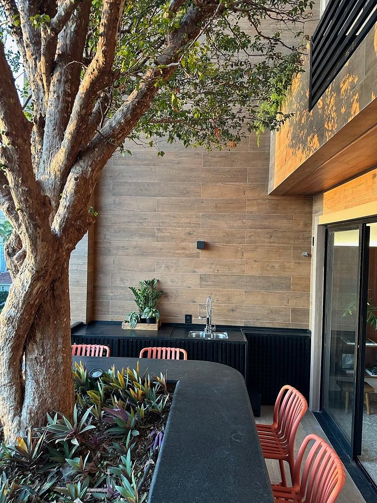 Flat de Luxo com Área Arborizada