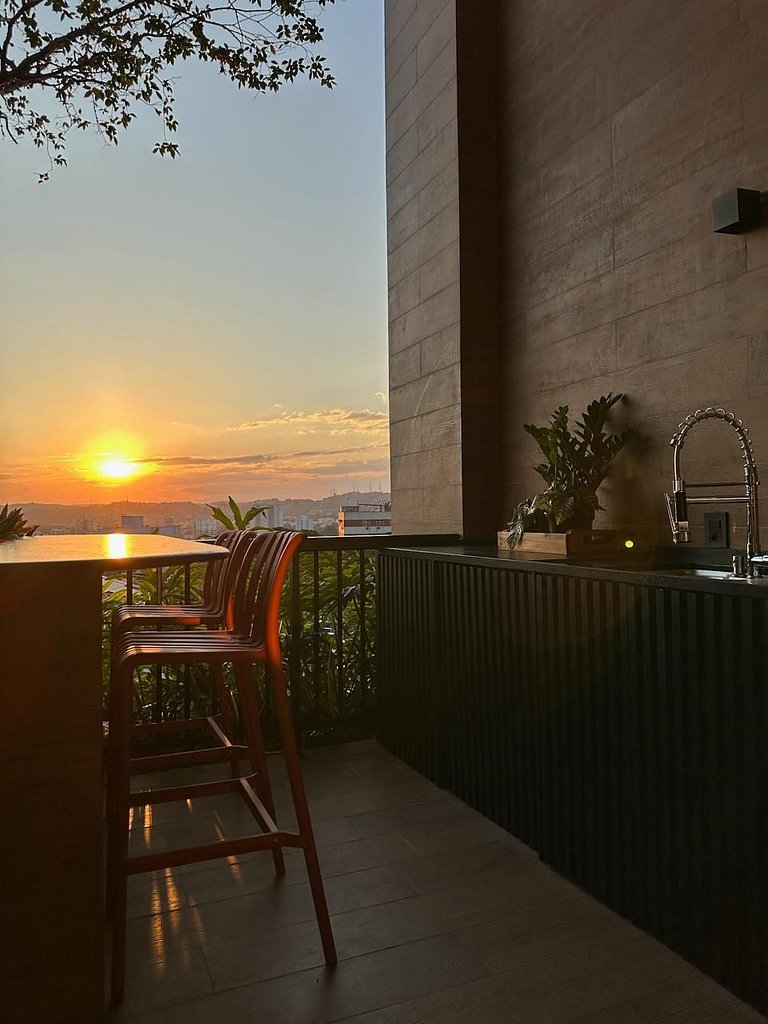 Flat de Luxo com Área Arborizada