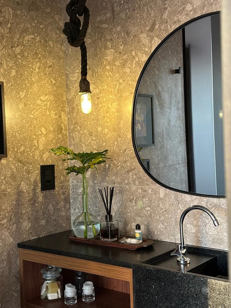 Flat de Luxo com Área Arborizada