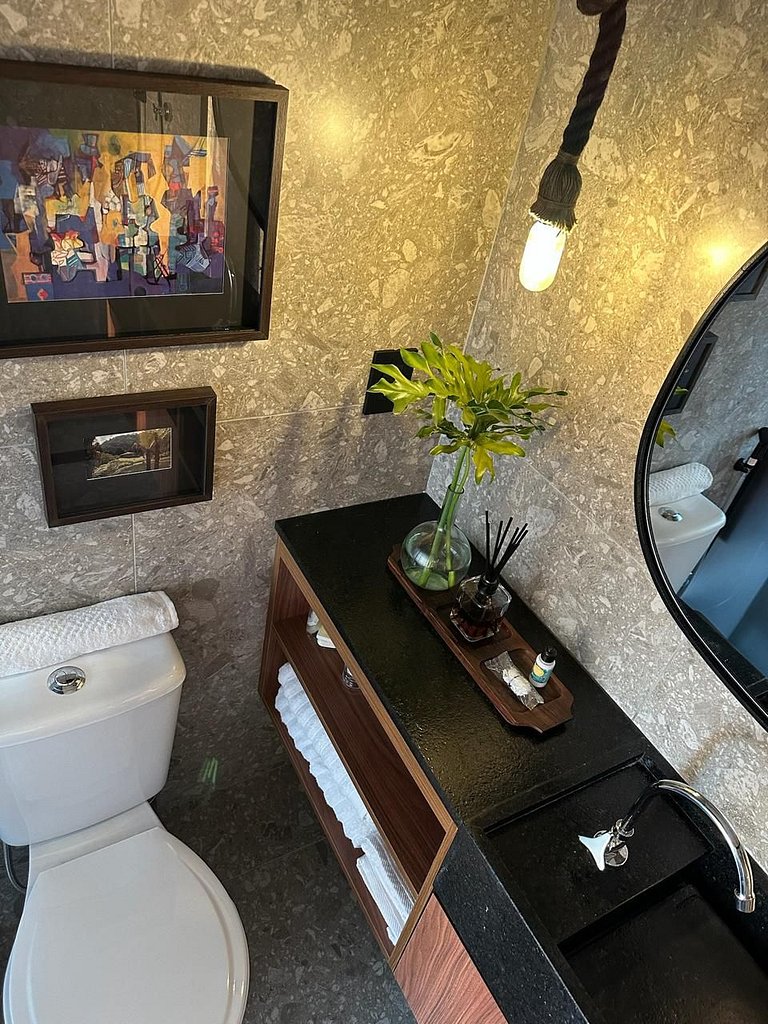 Flat de Luxo com Área Arborizada