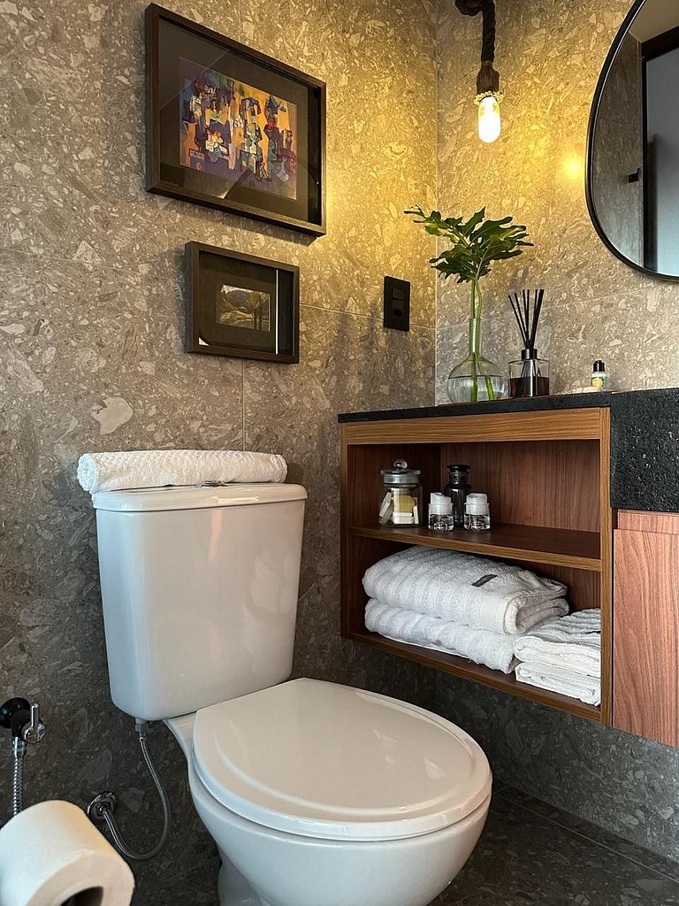 Flat de Luxo com Área Arborizada